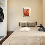 Suburban Casa