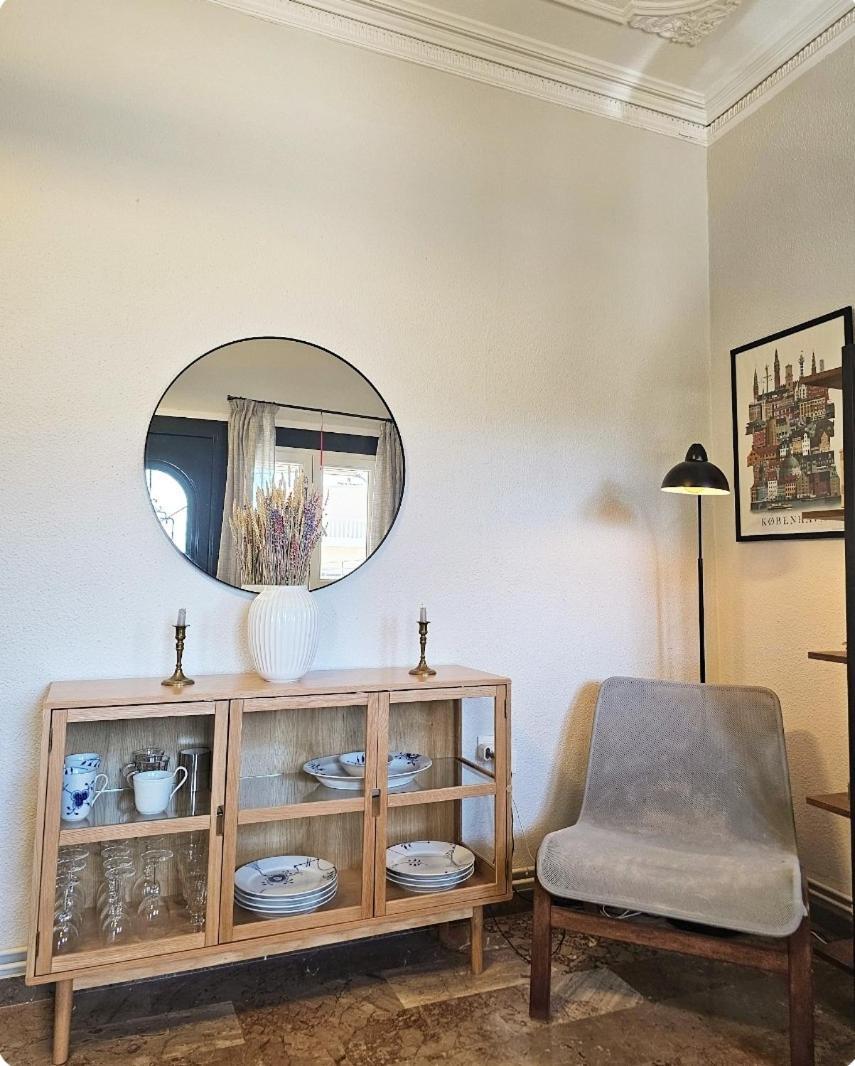 Suburban Casa *